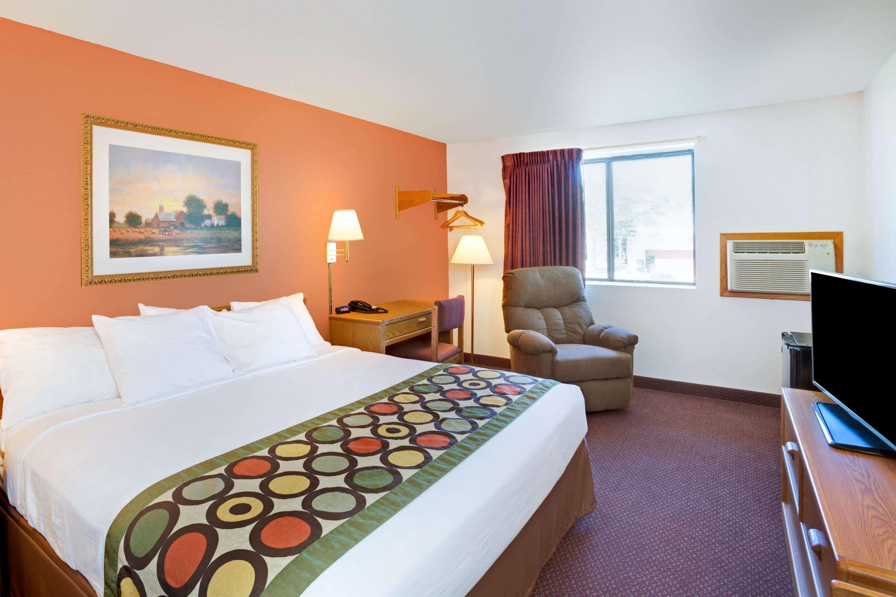 Super 8 by Wyndham Aberdeen East Eksteriør billede